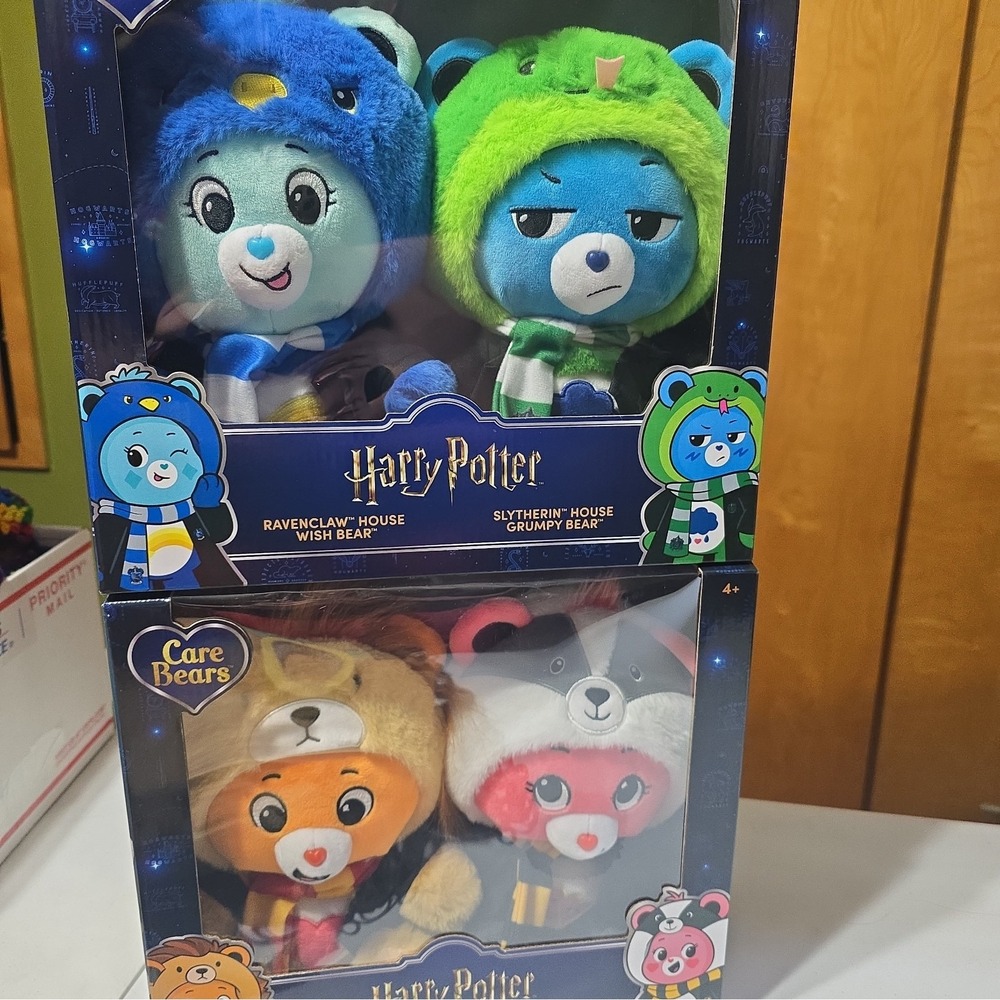 Care Bears X Harry Potter 25 Years of Magic Complete Set of 4 Bears IN HAND NEW